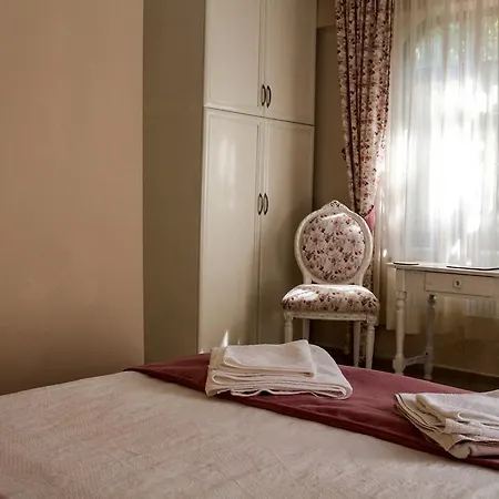 Terrace Ξενοδοχείο 3*